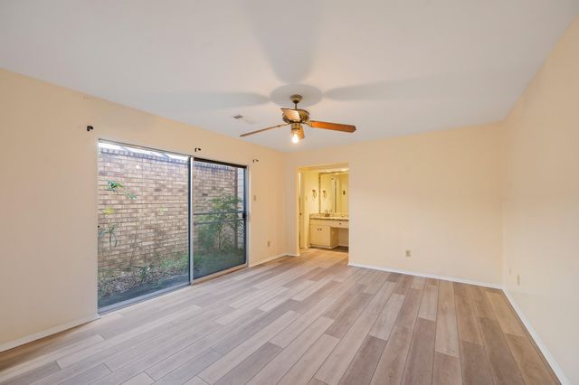 4330 Willow Beach Drive, Houston, TX 77072