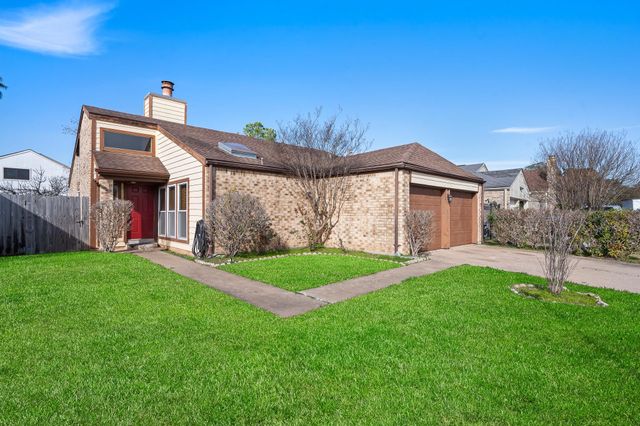 4330 Willow Beach Drive, Houston, TX 77072
