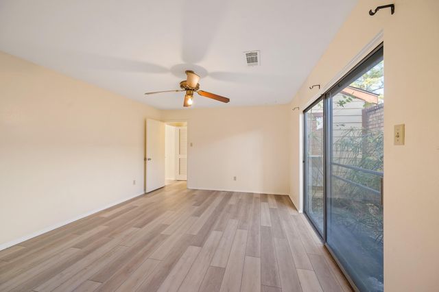 4330 Willow Beach Drive, Houston, TX 77072