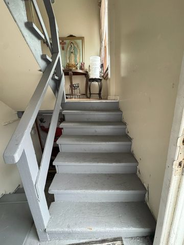 4450 S Richmond Street, Chicago, IL 60632