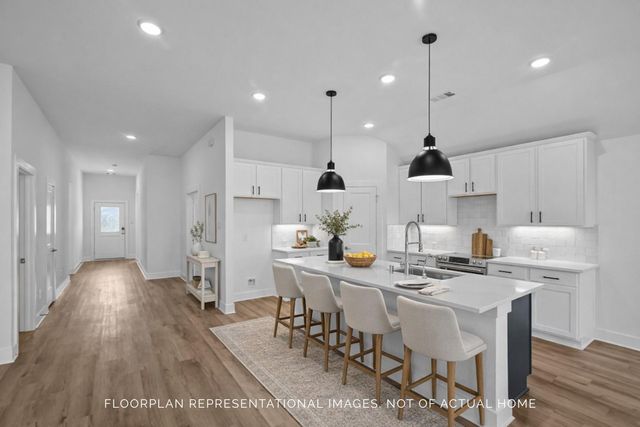 2219 Lone Bronco Boulevard, Rosenberg, TX 77471