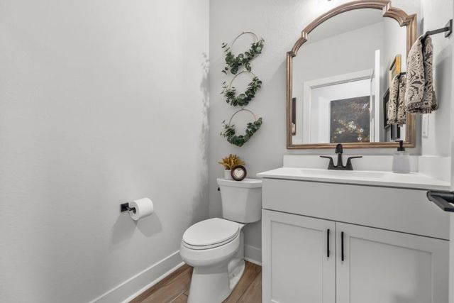 N69W23598 Donna DRIVE N, Sussex, WI 53089