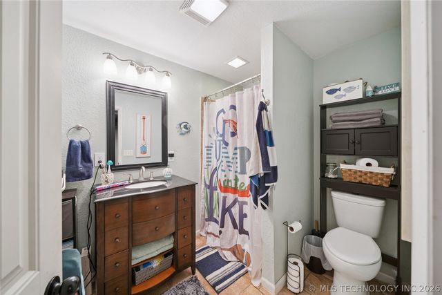 24870 S 680, Grove, OK 74344