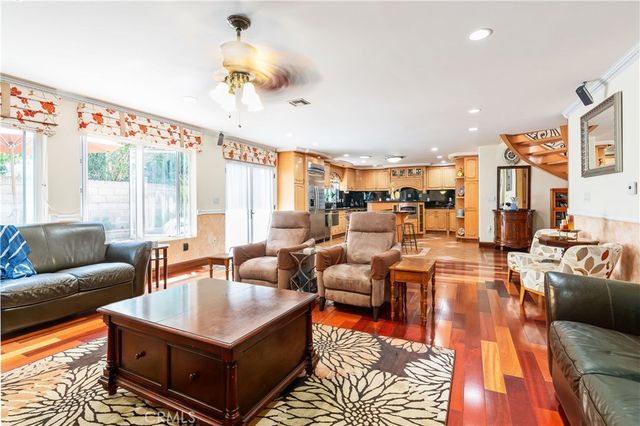 8252 Dancy Circle, Huntington Beach, CA 92646