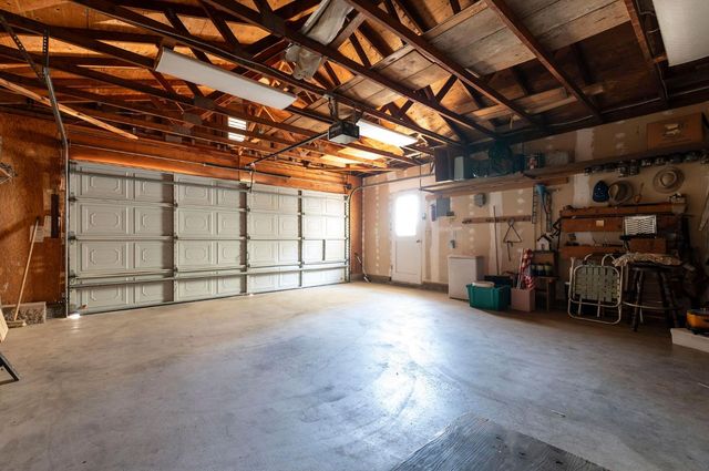 105 Wallace St, Jackson, CA 95642