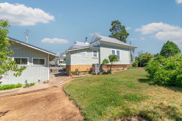 105 Wallace St, Jackson, CA 95642