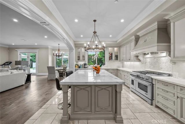 1125 S 1st Avenue, Arcadia, CA 91006