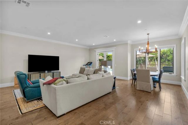 1125 S 1st Avenue, Arcadia, CA 91006