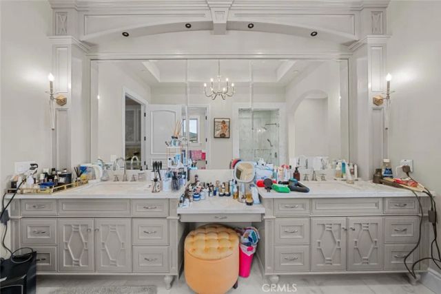 1125 S 1st Avenue, Arcadia, CA 91006