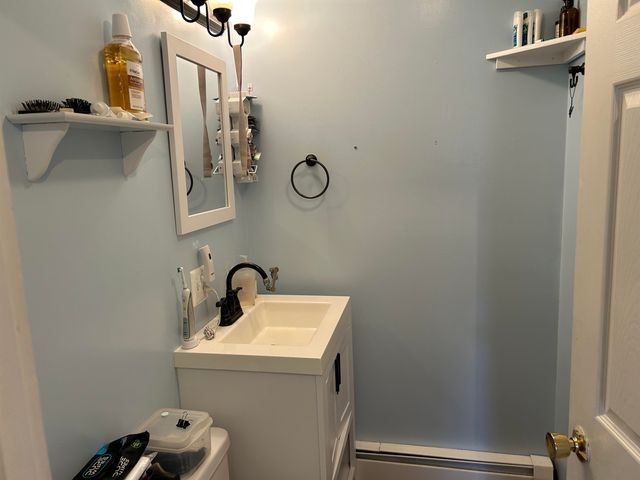 48 Kendall Avenue, Rutland City, VT 05701