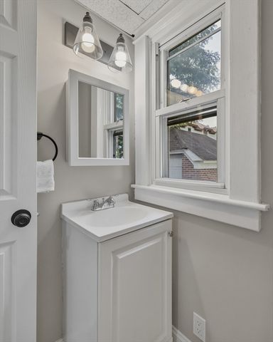 1200 Saint James Ave, Springfield, MA 01104