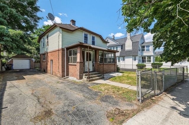1200 Saint James Ave, Springfield, MA 01104