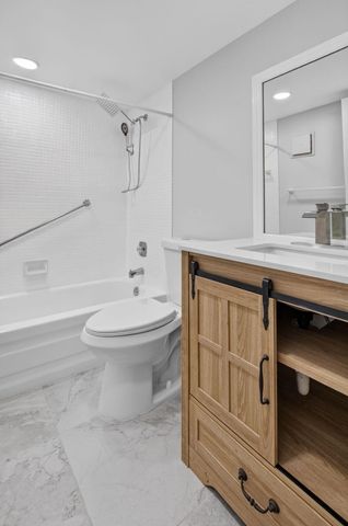68 Normandy B, Delray Beach, FL 33484