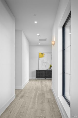 208 Ursuline Rd, Santa Rosa, CA 95403