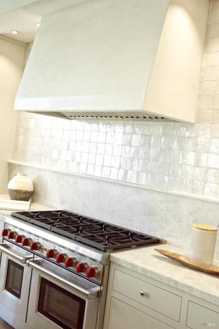 208 Ursuline Rd, Santa Rosa, CA 95403