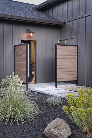 208 Ursuline Rd, Santa Rosa, CA 95403