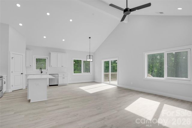 2426 Puetts Chapel Road, Bessemer City, NC 28016