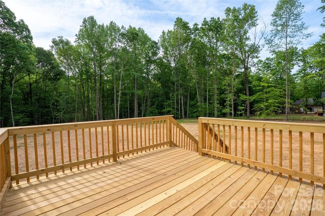 2426 Puetts Chapel Road, Bessemer City, NC 28016