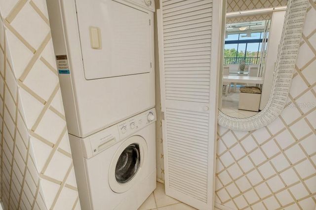 1945 GULF OF MEXICO DRIVE M2-402, Longboat Key, FL 34228