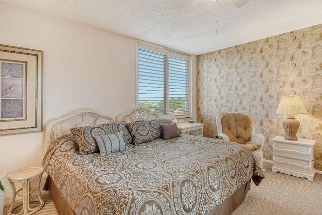 1945 GULF OF MEXICO DRIVE M2-402, Longboat Key, FL 34228