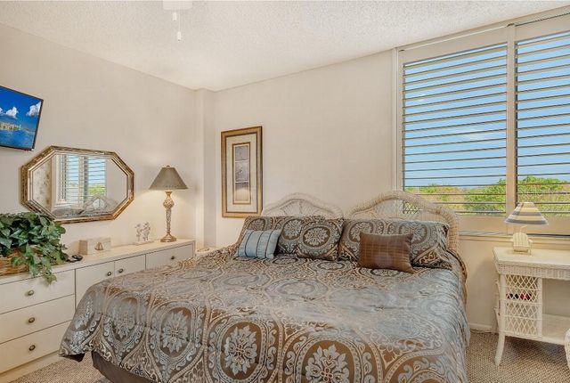 1945 GULF OF MEXICO DRIVE M2-402, Longboat Key, FL 34228