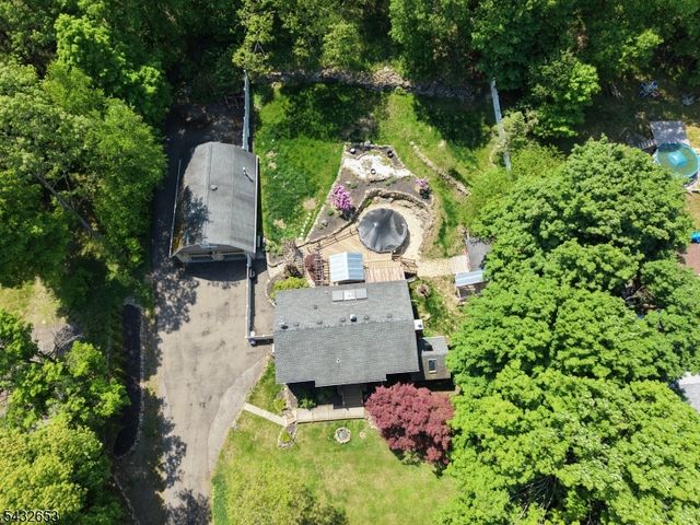 27 Grandview Ave, Jefferson Twp., NJ 07460