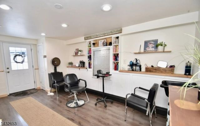 27 Grandview Ave, Jefferson Twp., NJ 07460