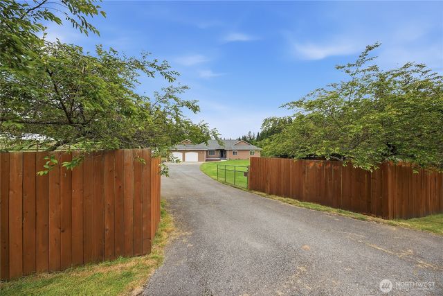 8425 Wayne Avenue, Stanwood, WA 98292