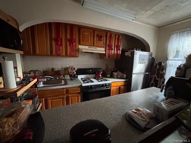 224-08 Linden Boulevard, Cambria Heights, NY 11411