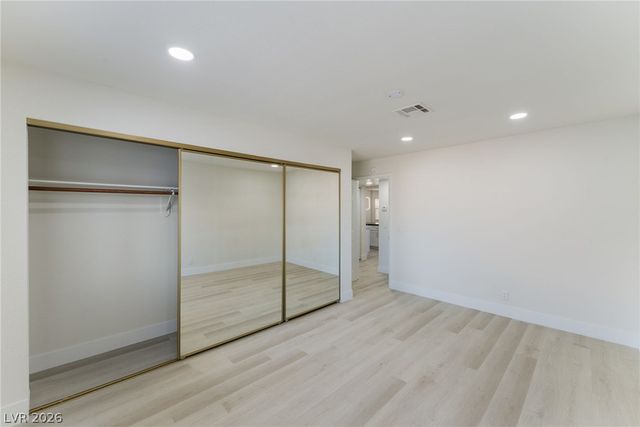 929 Sulphur Springs Lane 202, Las Vegas, NV 89128