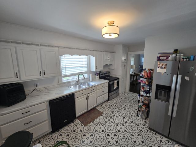 130 Lafayette Ave, Lawrenceburg, TN 38464