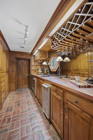 225 Hillwood Blvd, Nashville, TN 37205