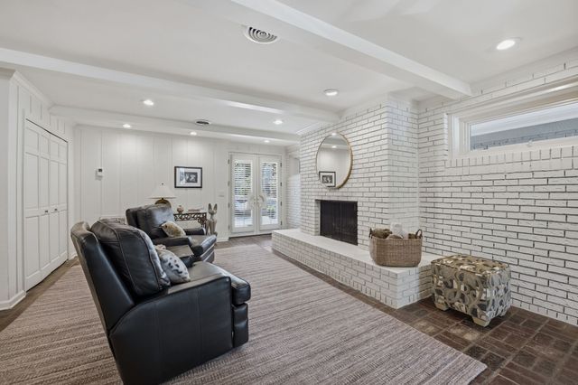 225 Hillwood Blvd, Nashville, TN 37205