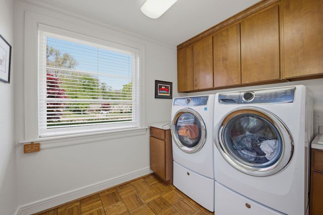 225 Hillwood Blvd, Nashville, TN 37205