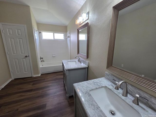 21034 Villa Valencia, San Antonio, TX 78258