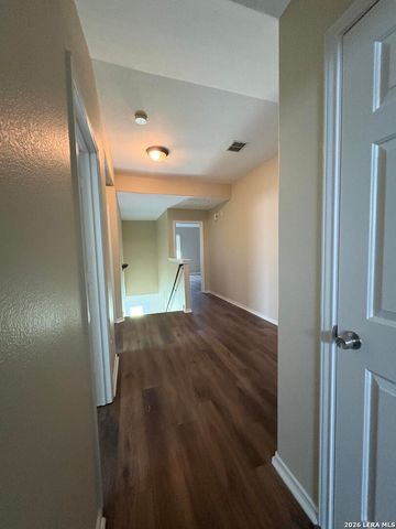 21034 Villa Valencia, San Antonio, TX 78258