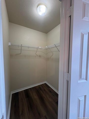 21034 Villa Valencia, San Antonio, TX 78258