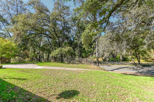 17542 Climax Rd, Jackson, CA 95642