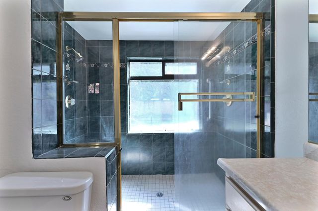 17542 Climax Rd, Jackson, CA 95642