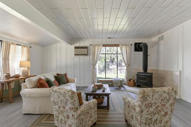 17542 Climax Rd, Jackson, CA 95642