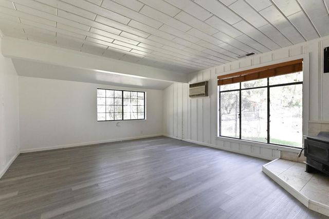 17542 Climax Rd, Jackson, CA 95642