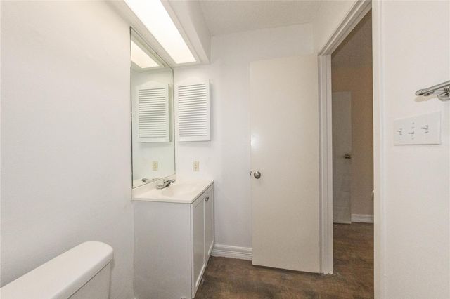 110 Shady Bluff CT, Wimberley, TX 78676