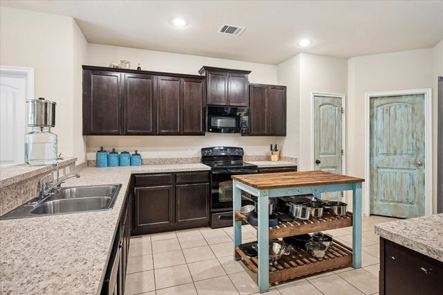 817 Hazels Way, Anna, TX 75409