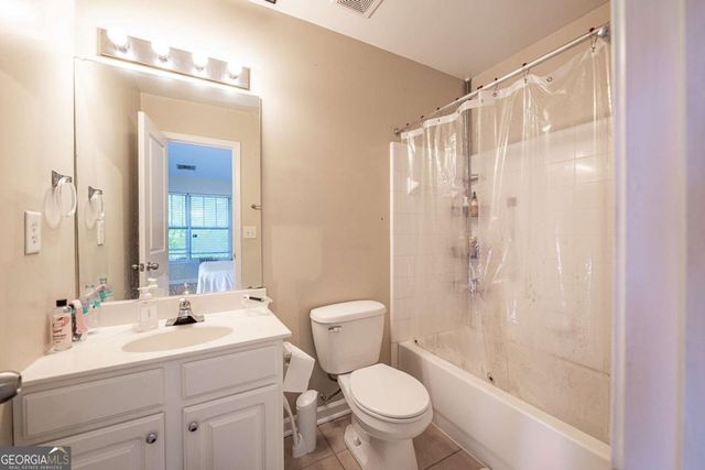 1035 Barnett Shoals Road 628, Athens, GA 30605