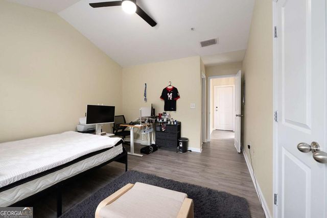 1035 Barnett Shoals Road 628, Athens, GA 30605