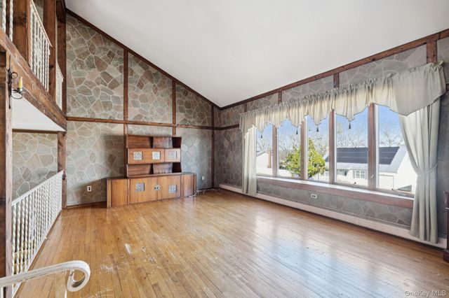 39 Cherry Street, Selden, NY 11784