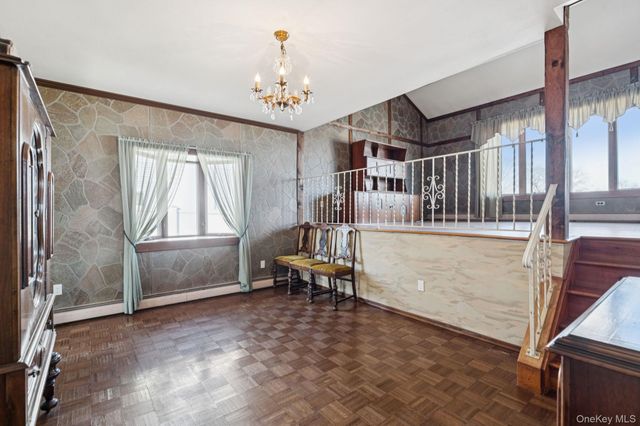 39 Cherry Street, Selden, NY 11784