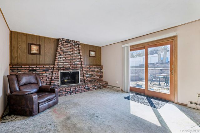 39 Cherry Street, Selden, NY 11784