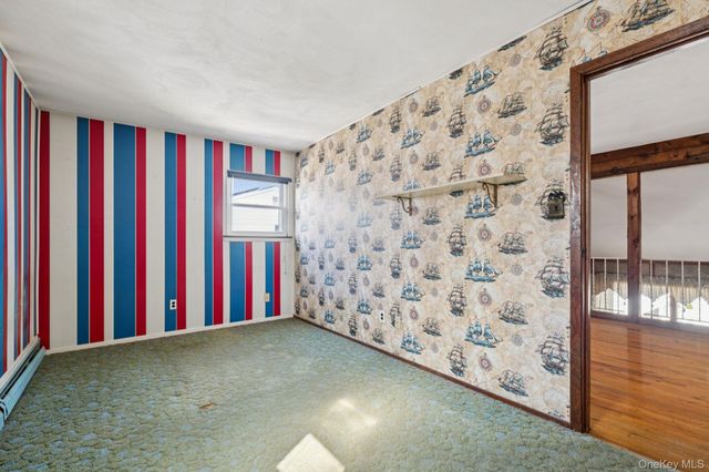 39 Cherry Street, Selden, NY 11784