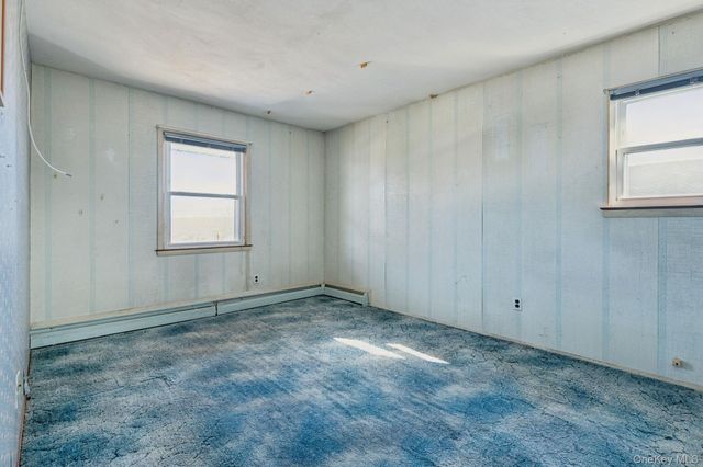 39 Cherry Street, Selden, NY 11784